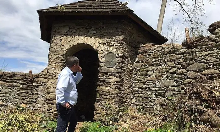Die historische Mauer wurde vor zwei Jahren wieder instand gesetzt
