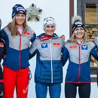 Sara Marita Kramer (2. von links) mit ihren Teamkolleginnen