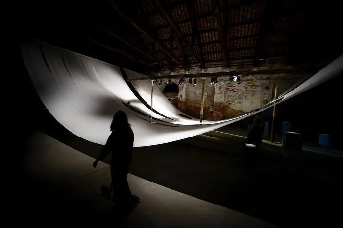 Ein Hoch auf die Reduktion: Der Pavillon von Indonesien zeigt "Sunyata: The Poetics of Emptiness".