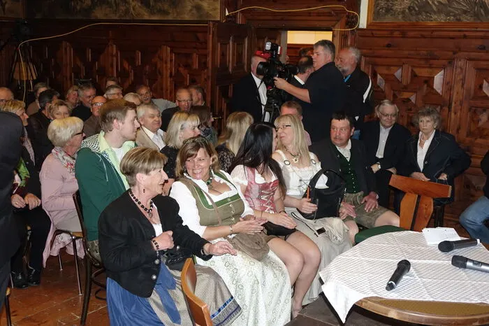 Auch die Familie von Reini Bachler, angeführt von Ehefrau Inge und Schwester Aurelia, war natürlich mit dabei.