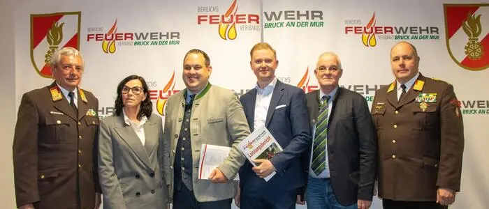 Zum Bereichsfeuerwehrtag kamen Ehrengäste aus der Politik und Vertreter anderer Einsatzorganisationen