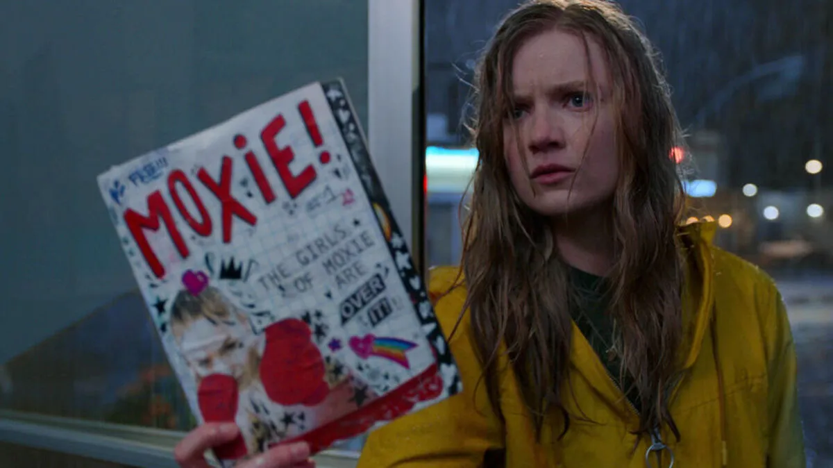 Die 26-jährige Hadley Robinson als Vivian, die ein Untergrundmagazin namens "Moxie" gründet. 