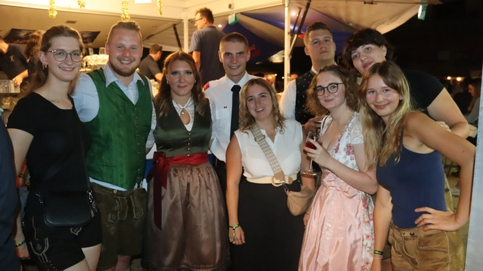 Die Landjugend St. Michael besuchte ebenfalls das Sommerfest der FF St. Michael.