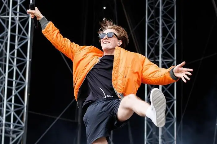 Rapper Kummer trat schon vor der Regenunterbrechung auf