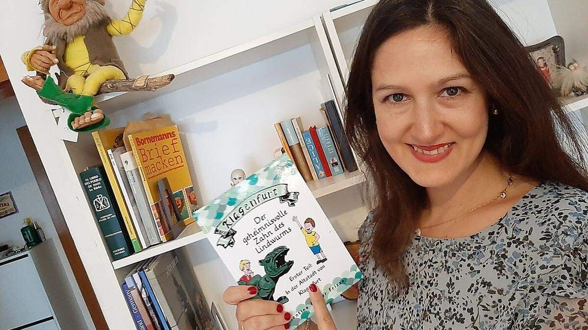 Valentina Müller-Frizza (43) mit ihrem Kinderbuch &quot;Der geheimnisvolle Zahn des Lindwurms&quot;