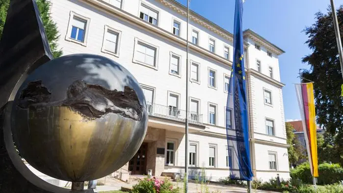 Das Amtsgebäude am Arnulfplatz ist oft Sprungbrett für Verwaltungskarrieren