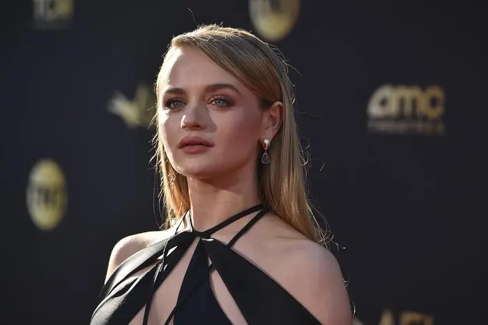 Joey King 