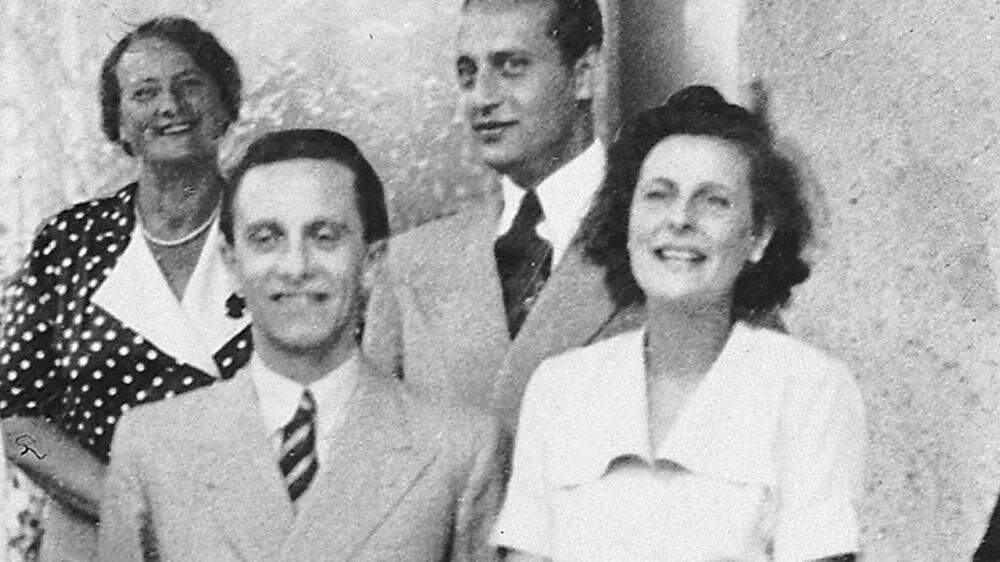 Filmemacherin leni Riefenstahl mit Joseph Goeebles, im Hintergrund Riefenstahls Mutter und ihr Bruder