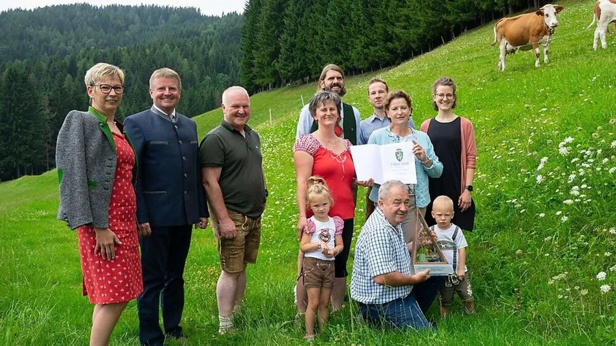 Familie Koch aus Schwanberg freut sich über die Auszeichnung