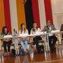 Das Podium (von links): Bürgermeister Hans-Peter Schlagholz, Irmgard Angerer, Samra Jakupovic, Selma Selimanowitsch, Herbert Quendler, Georg Fejan