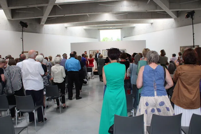 Zum Abschluss gab es Standing ovation für die Künstler.