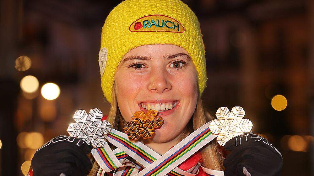 Drei Medaillen machen Katharina Liensberger zum Superstar der WM