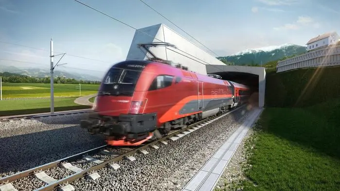 Da es bei den Expresszügen keinen Zwischenstopp gibt, ist der letzte Bahnhof, an dem die Koralmbahn hält, gleichzeitig der Startpunkt in Graz oder Klagenfurt