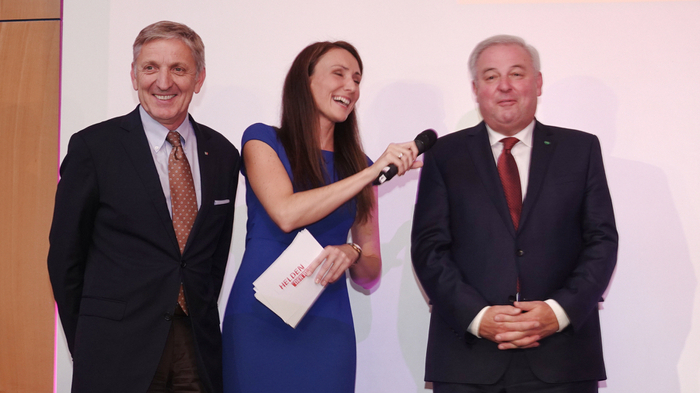 Zur Preisverleihng der "Helden-der-Region"-Awards, die Claudia Aichhorn-Edler moderierte, waren Landeshauptmann Hermann Schützenhöfer und Wirtschaftsbund-Landesobmann Josef Herk nach Weiz gekommen.