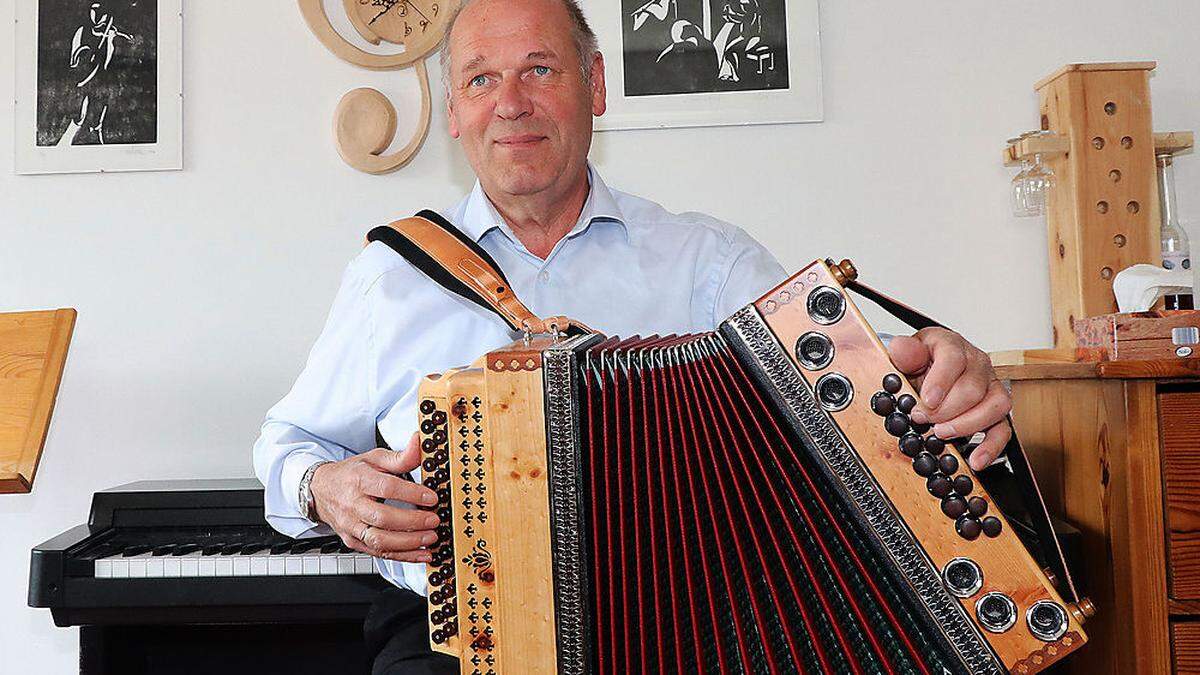 Seit fast 30 Jahren unterrichtet Andreas Goritschnig Steirische Harmonika 