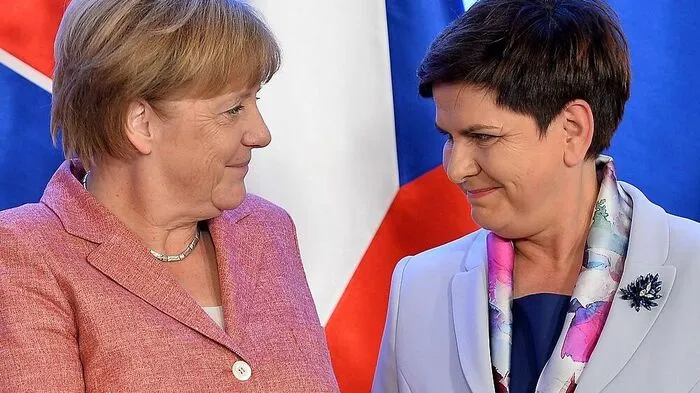 Keine einfache Beziehung: Merkel und Syzdlo