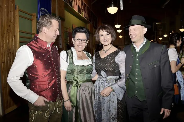 Zur Musik der Musikgruppe "Die jungen Paldauer" tanzten Jung und Alt bis lange nach Mitternacht