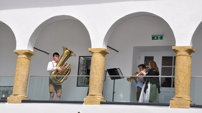 Gesungen, musiziert und getanzt wurde Mitte Mai in Neumarkt.