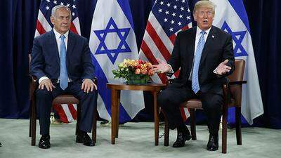 Eins, zwei, drei, Zauberei: US-Präsident Trump verspricht für Nahost einen Friedensplan. Links: Israels Premier Netanyahu 