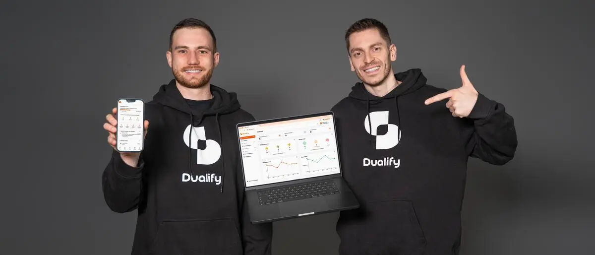 Maximilian Kottnig (links) und Kenan Morić aus Hartberg wollen mit ihrer App „Dualify“ durchstarten