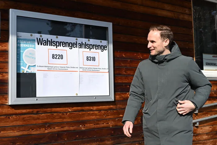 Janos Juvan von den Neos zeigte sich bei der Stimmabgabe am Vormittag im Klagenfurter Gemeindezentrum "Festung" optimistisch: "Wir werden das schaffen."