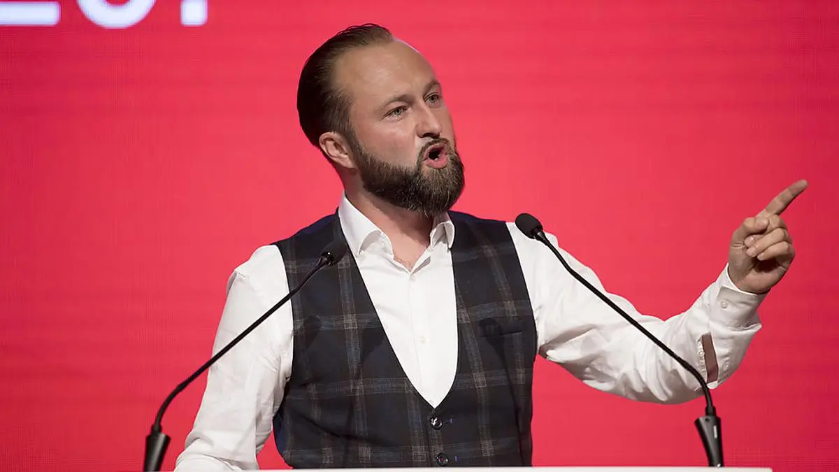 ABD0110_20200918 - TROFAIACH - ÖSTERREICH: Max Lercher (SPÖ) anl. des Landesparteitags der SPÖ Steiermark mit Wahl von Anton Lang zum Parteivorsitzenden am Freitag, 18. September 2020, in Trofaiach. - FOTO: APA/ERWIN SCHERIAU