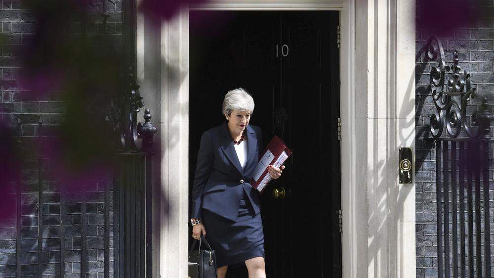 Theresa May muss von Downing Street no 10 scheiden