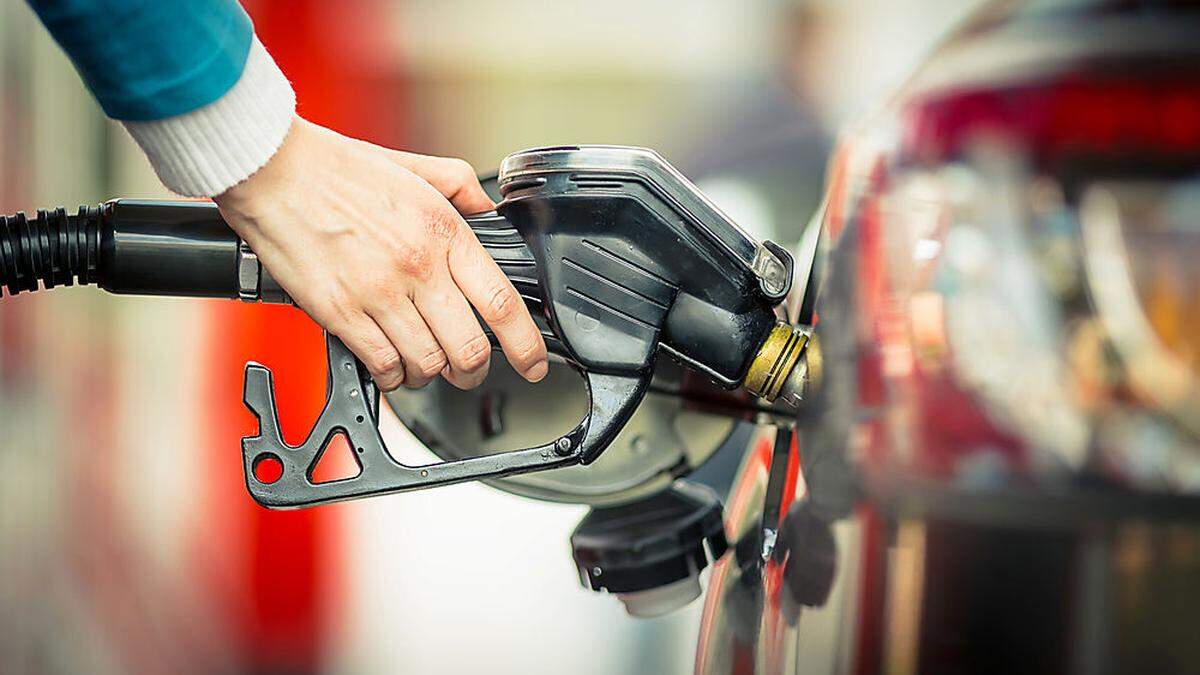 Die regulierten Spritpreise gelten auf Tankstellen abseits der Autobahnen  