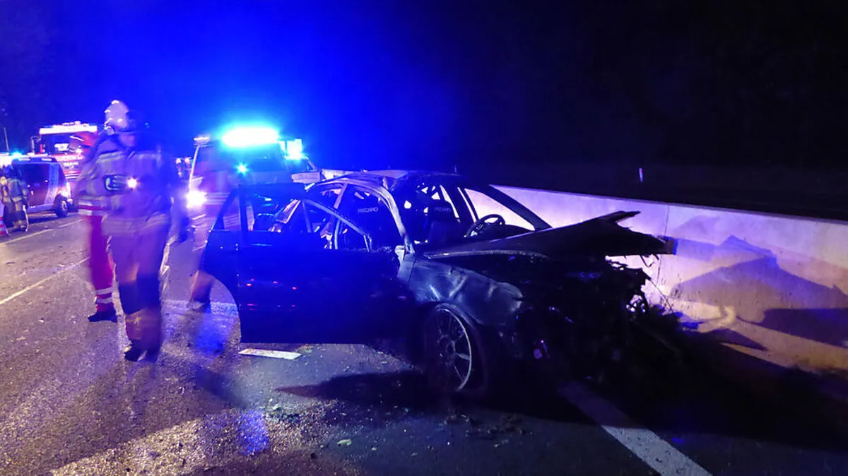 Die verletzten Lenker wurden ins LKH Hartberg gebracht