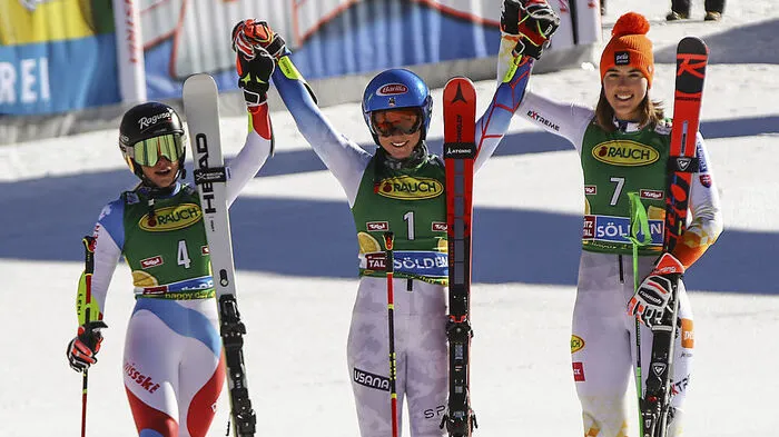  Mikaela Shiffrin (USA) Lara Gut-Behrami (SUI) Petra Vlhova (SVK)  Hier kommen Sie zum Rennbericht!