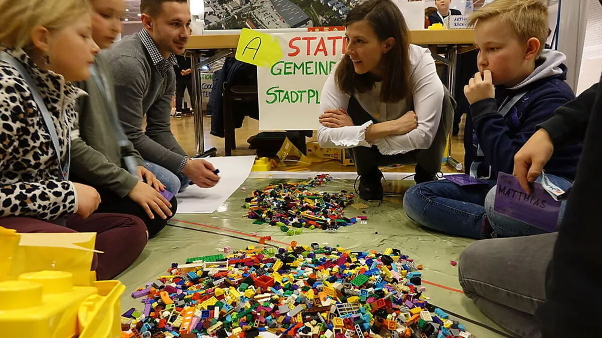 Auch mit Lego wurde gebaut