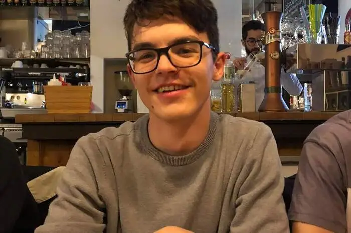 Severin Dringel, Student, FH Joanneum: Meine Hoffnung auf ein einigermaßen „normales“ Semester nach eineinhalb Jahren Online-Lehre ist groß. Ich glaube, dass meine Kommilitonen auch genug von der Distanz haben und sich dementsprechend pflichtbewusst an die Regeln halten. Die Unis und FHs scheinen einen guten Plan zu haben.