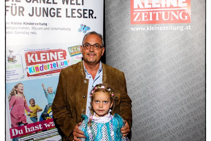 Beim Kinderschminken konnte man sich in einen Komparsen aus dem Nimmerland verwandeln  
