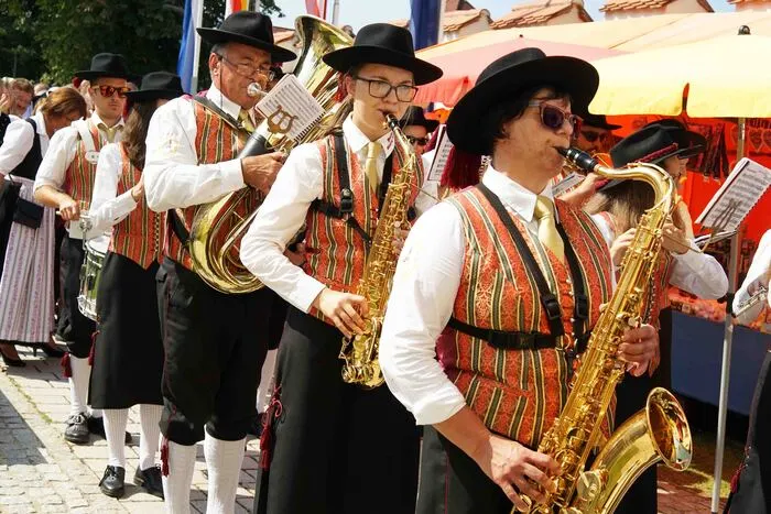 Feierlich gestaltete der Musiverein Möchling Klopeiner See den Einzug.
