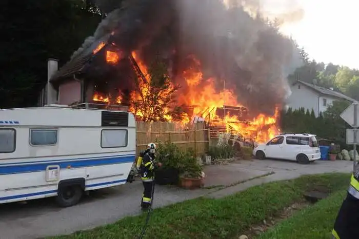 Hier gibt es die Bilder vom Großeinsatz.