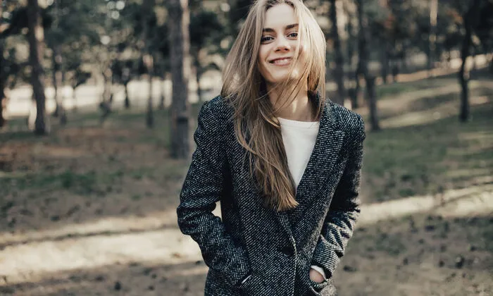 Schüchterne Menschen haben oft ganz viele Facetten - gesteh dir die Anlaufschwierigkeiten beim Daten einfach zu