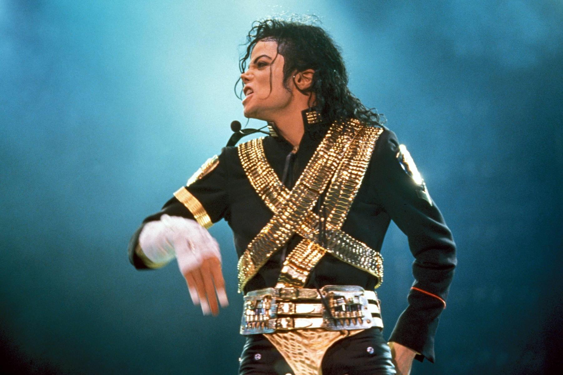 28 Jahre Ungewaschen: Michael Jackson Moonwalk-Socke in Marseille versteigert
