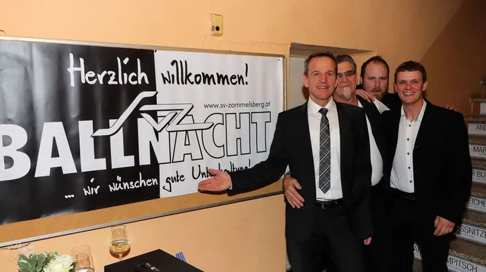 Klicken Sie sich durch die s/w Ballbilder!