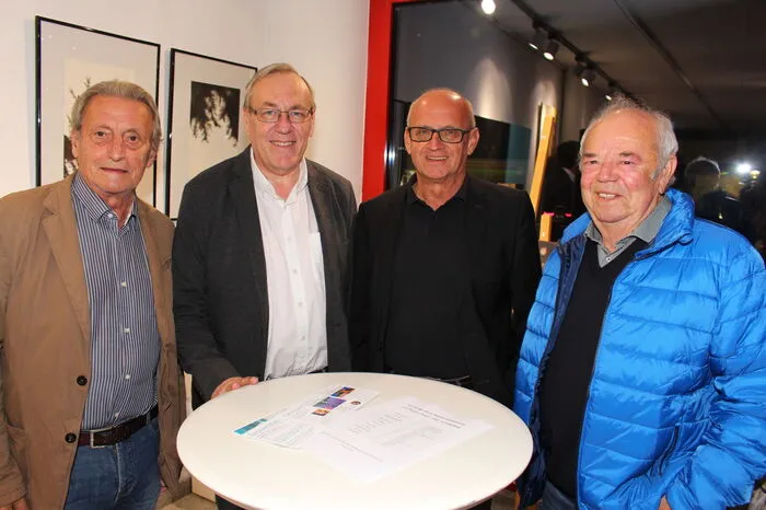 Im Rahmen der Ausstellungseröffnung konnte Bürgermeister Ernst Meixner zahlreiche Gäste aus Kunst, Politik und Wirtschaft begrüßen.