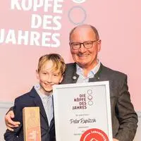 Kilian und Peter Rupitsch mit der Auszeichnung für das Lebenswerk