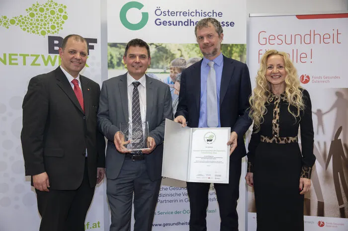 Gert Lang (Fonds Gesundes Österreich), Johann Schwaiger (BGM Koordinator), Siemens-Transformers-Geschäftsführer Aleš Prešern, Andrea Hirschenberger (ÖGK Steiermark)
