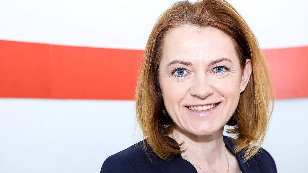 Simone Schmiedtbauer (ÖVP)