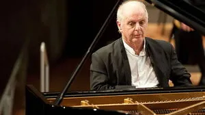 Daniel Barenboim, derzeit wieder Gast bei den Salzburger Festspielen, wo er vor 55 Jahren erstmals auftrat
