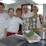 Kochkünstler Peter Troißinger mit seinem Team: Sohn Peter, Jungkoch Stefan Unger, Gattin Gabriele und Tochter Anna.