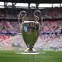 Paris oder Arsenal - wer sichert sich heute Abend die Trophäe?