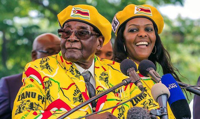 Robert Mugabe und seine Frau Grace, gegen deren Machtanspruch sich das Eingreifen des Militärs richten könnte