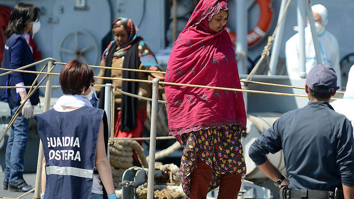 Flüchtlingsankunft in Sizilien