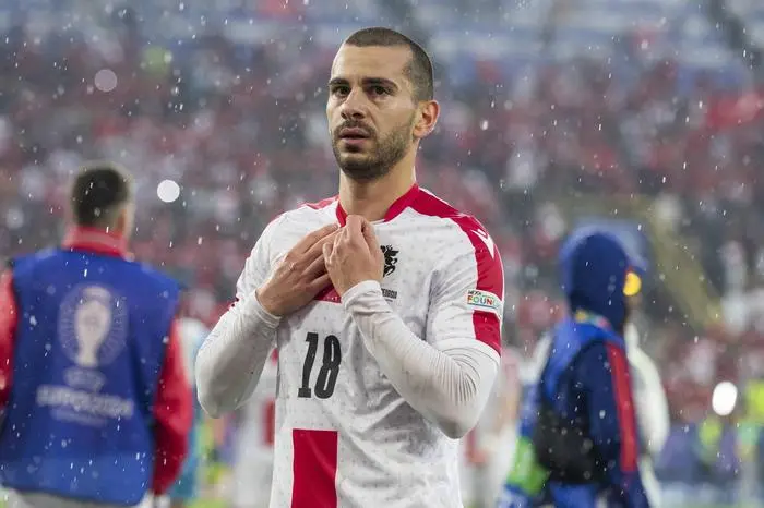 UEFA EURO, EM, Europameisterschaft,Fussball 2024: Türkei - Georgien 18.06.2024 Sandro Altunashvili Georgien, 18. UEFA EURO 2024: Türkei - Georgien Stadion Dortmund, Dortmund am 18.06.2024 *** UEFA EURO 2024 Turkey Georgia 18 06 2024 Sandro Altunashvili Georgia, 18 UEFA EURO 2024 Turkey Georgia Stadion Dortmund, Dortmund on 18 06 2024 Copyright: xBEAUTIFULxSPORTS/Meuselx