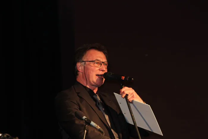 Musikschuldirektor Günther Pendl begrüßte das Publikum.