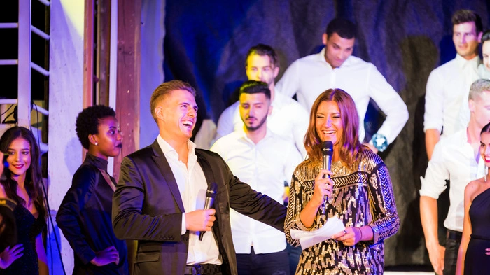 Die Wahl ist geschlagen! Samstagabend wurden in der Fabrik Saag in Techelsberg der Mister Kärnten, der Mister Steiermark und der Mister Burgenland gekürt. Organisator ist Mister Austria 2013 Philipp Knefz, Moderatorin Sandra Thier führte durch den schwungvollen Abend.